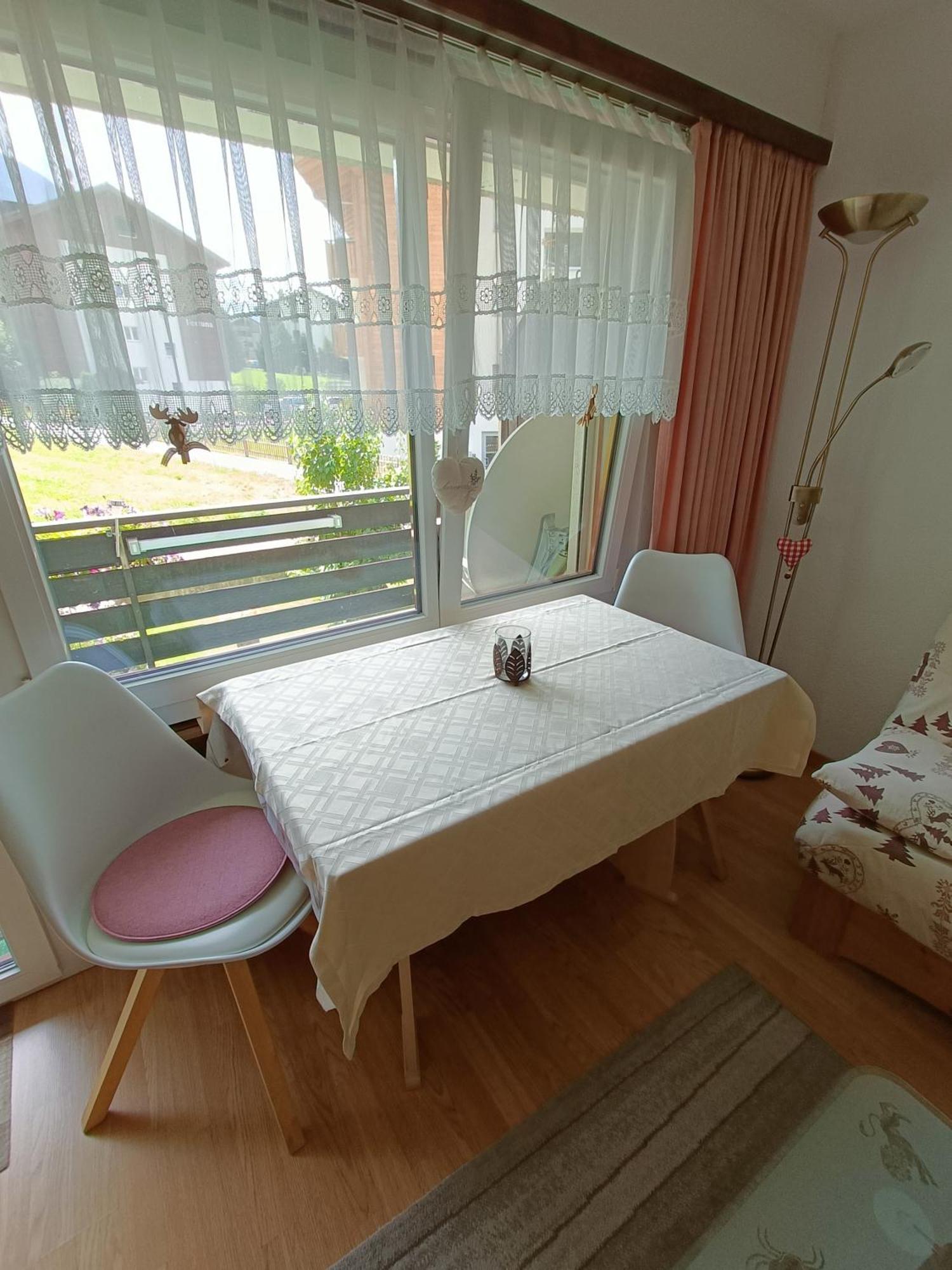 Haus Residence Теш Екстер'єр фото